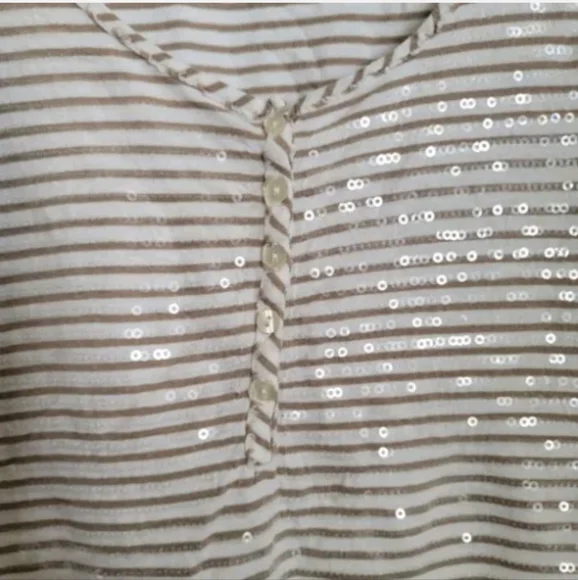 Old Navy Top Size 1X White Tan Stripe Sleeveless Tank Sequins Henley - Picture 5 of 7